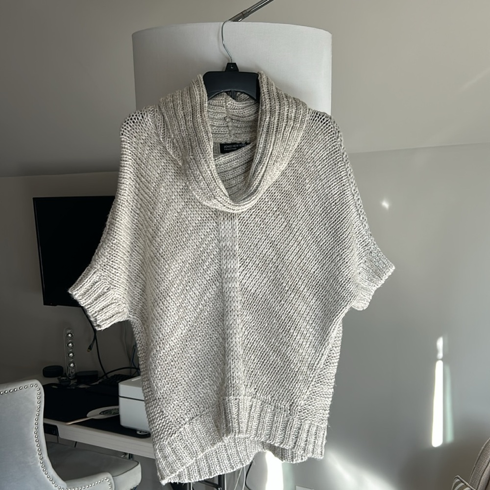 Jones New York gray silver cowl neck sweater size M